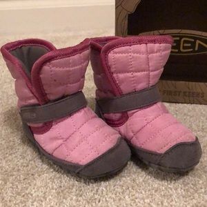 My first Keens - Infant Booties 12m